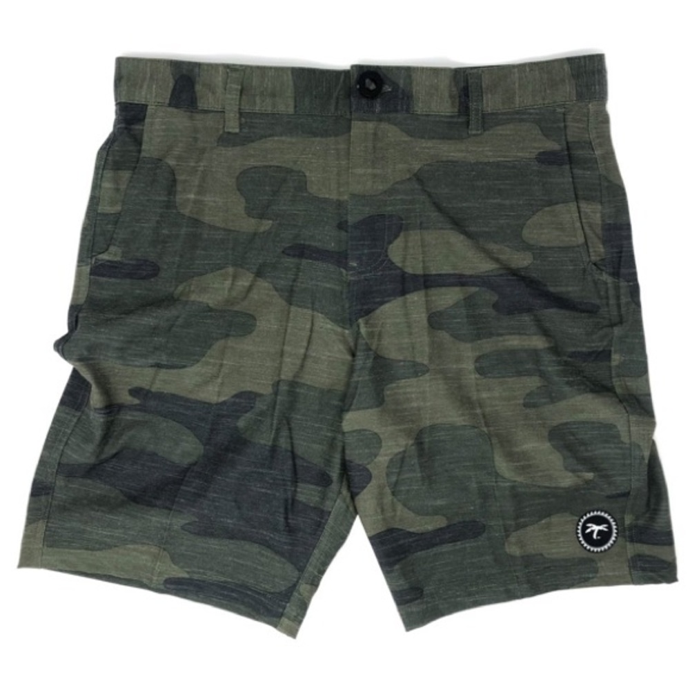TRAPICAL Hybrid Camo Shorts
